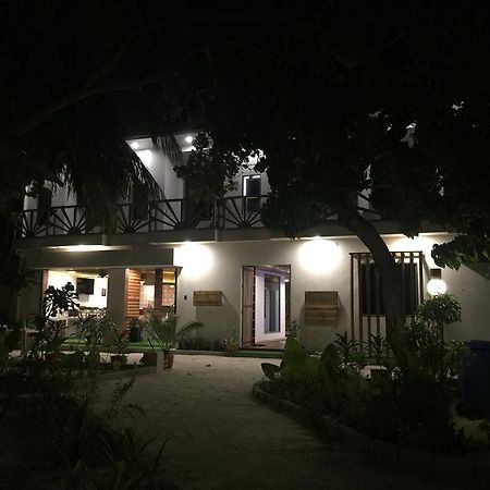 Masaaree Boutique Hotel Maafushi Extérieur photo