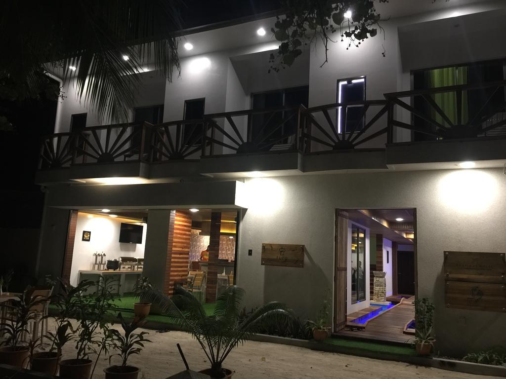 Masaaree Boutique Hotel Maafushi Extérieur photo